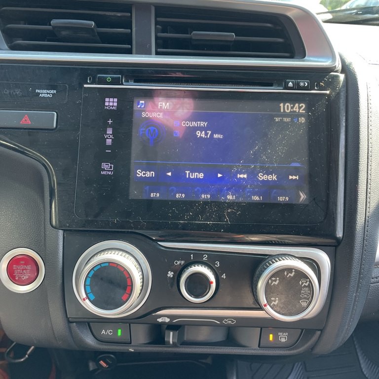 2016 Honda Fit Image 11