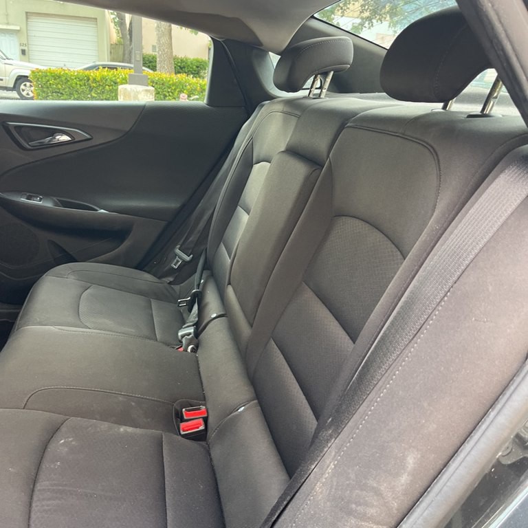 2018 Chevrolet Malibu Image 8