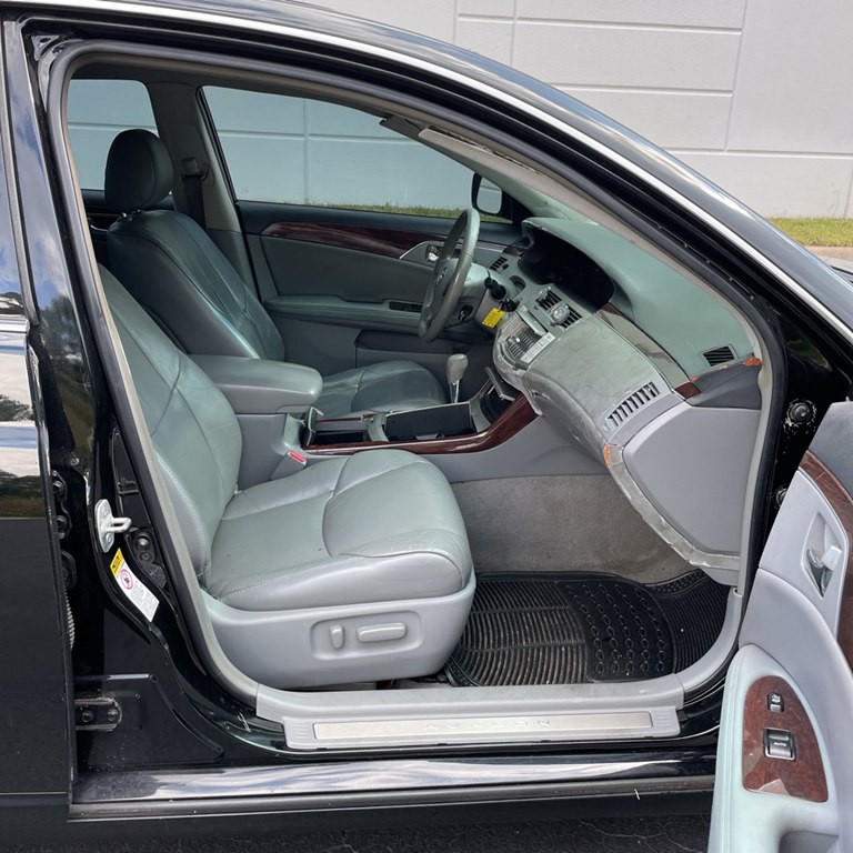 2008 Toyota Avalon Image 13