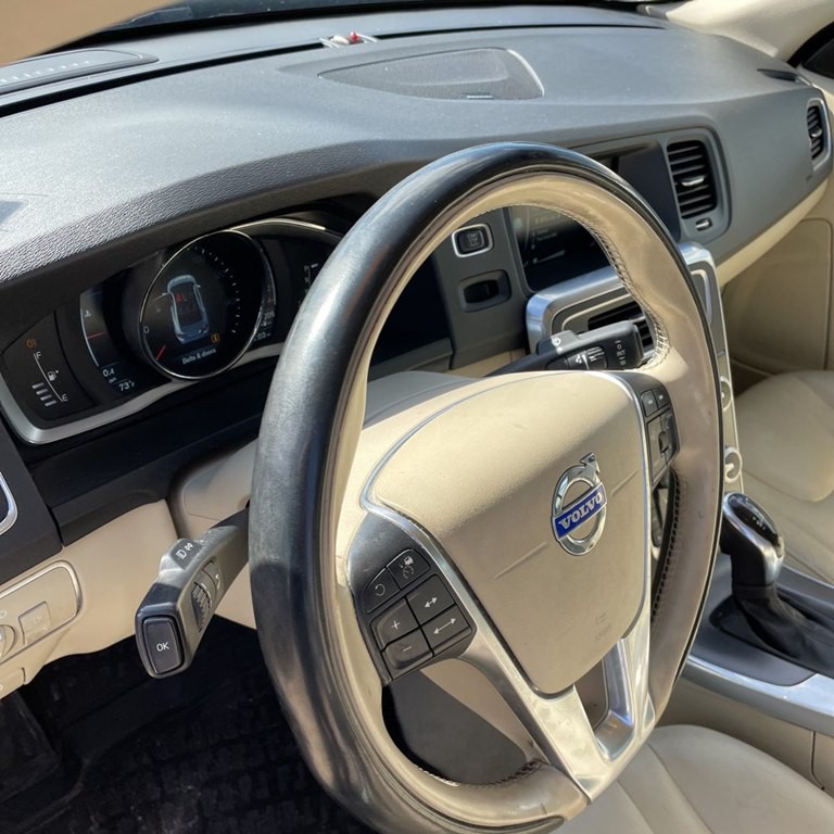 2015 Volvo S60 Image 11