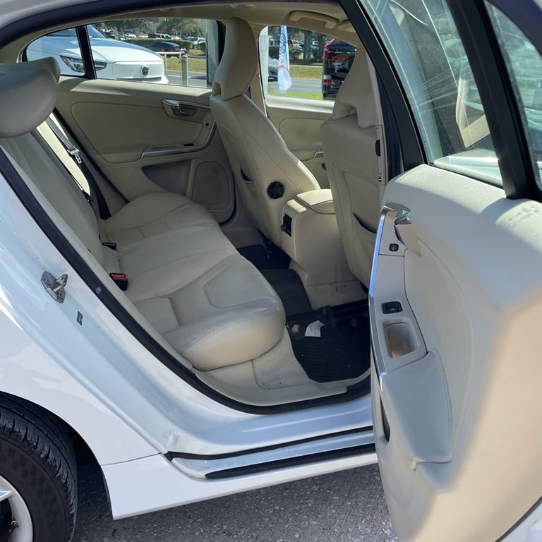 2015 Volvo S60 Image 13