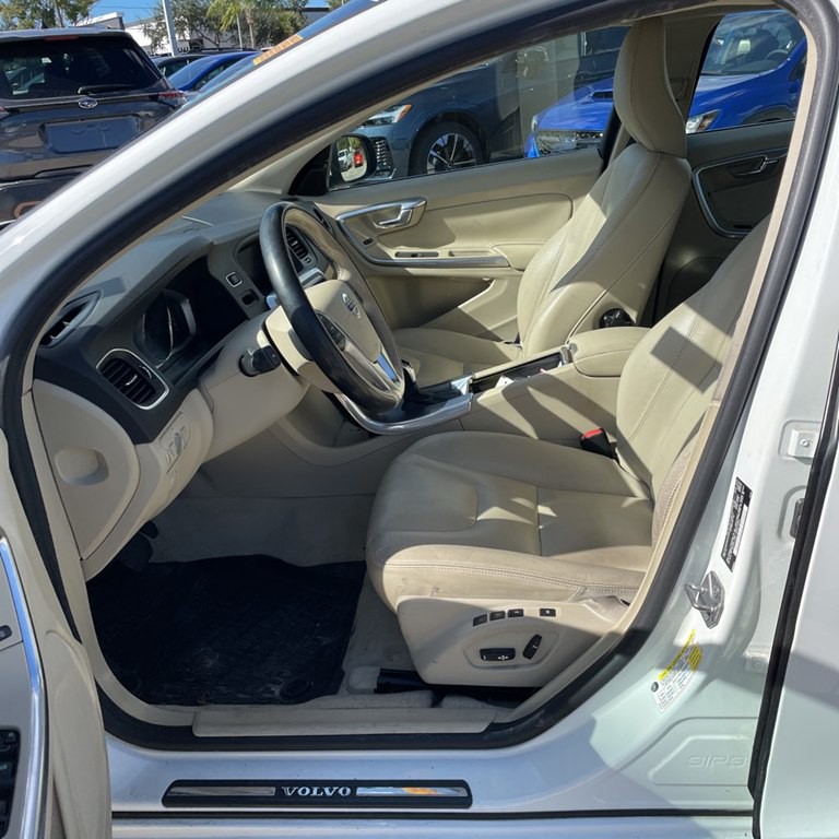 2015 Volvo S60 Image 15