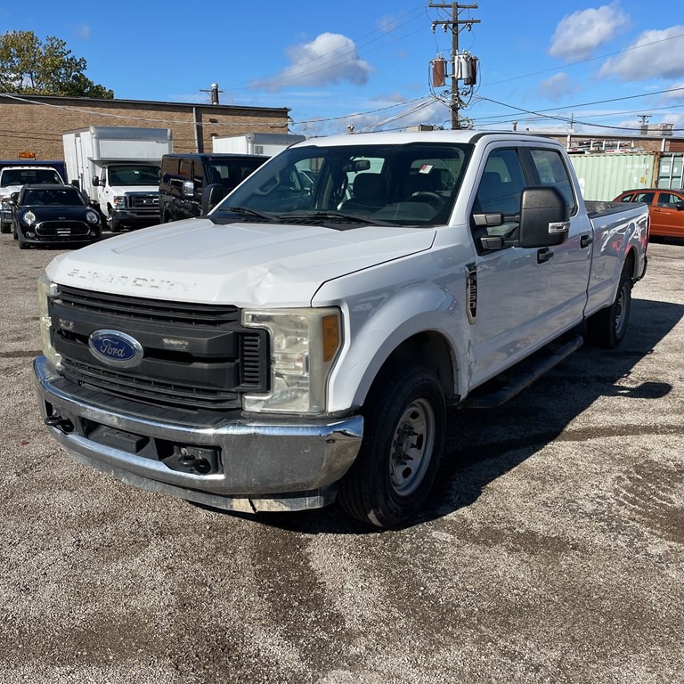 2017 Ford F-250 Image 2