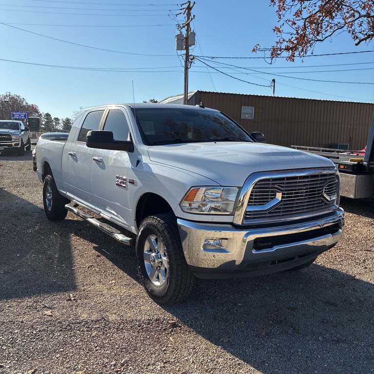 2015 RAM 2500 Image 3