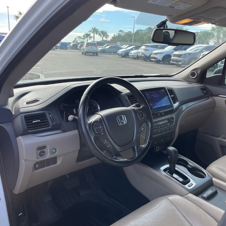 2016 Honda Pilot Image 8