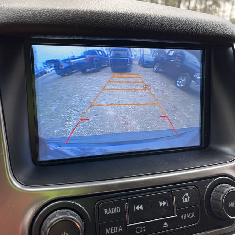 2017 Chevrolet Tahoe Image 3