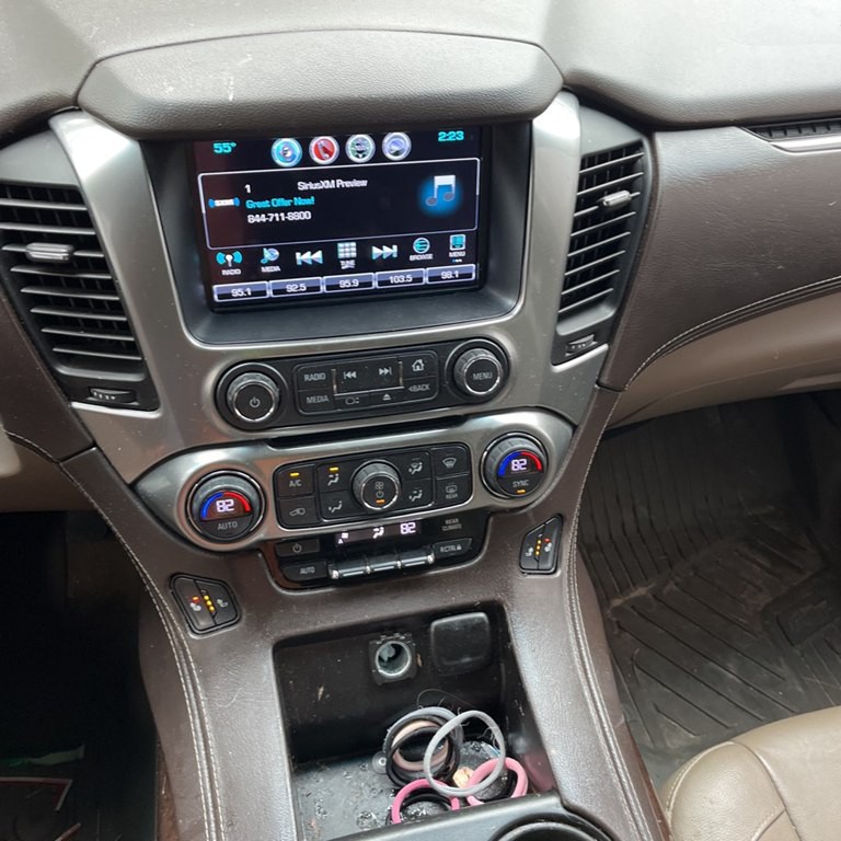 2017 Chevrolet Tahoe Image 6