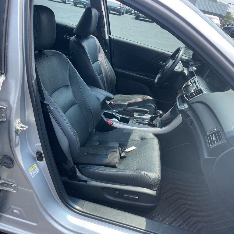 2013 Honda Accord Image 4