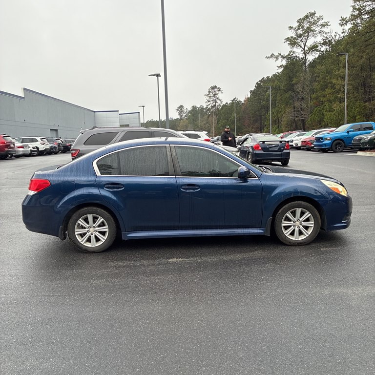 2011 Subaru Legacy Image 9