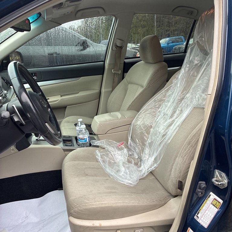 2011 Subaru Legacy Image 13