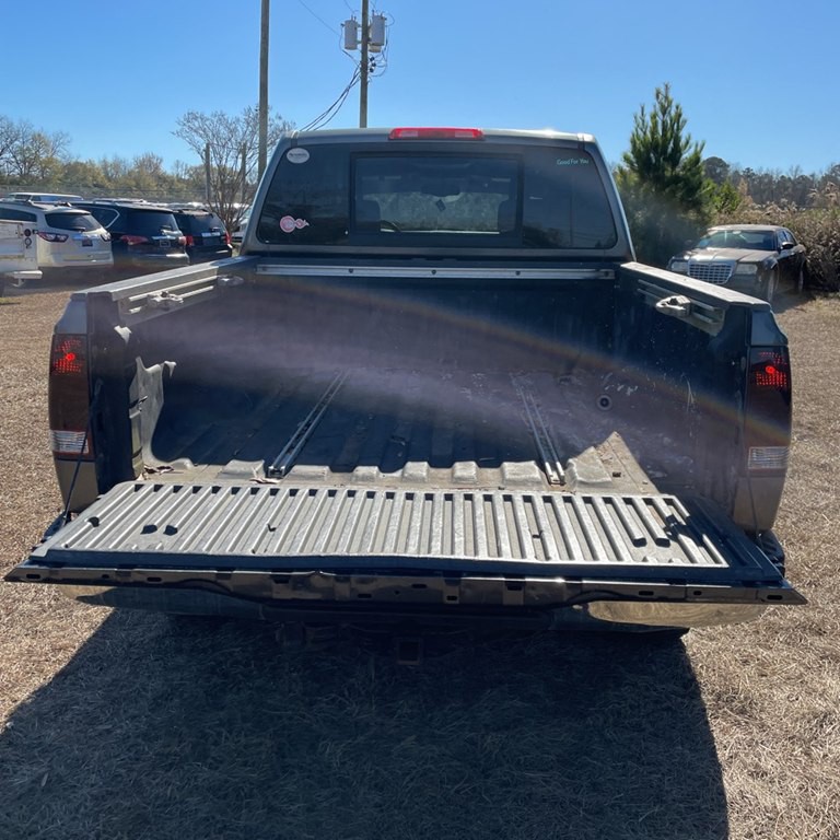 2005 Nissan Titan Image 5