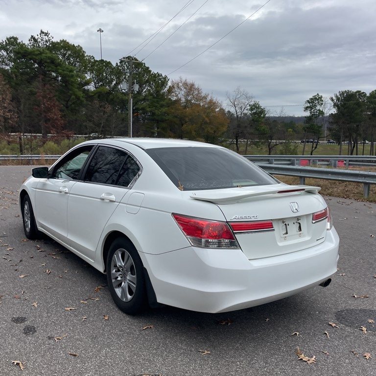 2011 Honda Accord Image 4