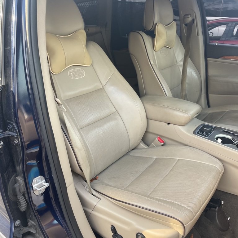 2013 Jeep Grand Cherokee Image 8