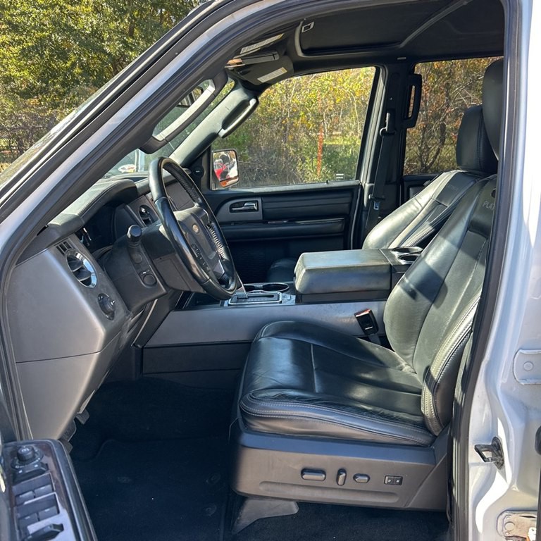 2017 Ford Expedition Image 16