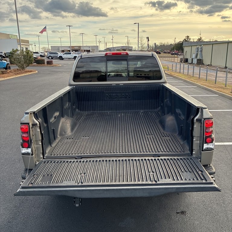 2008 Nissan Titan Image 2