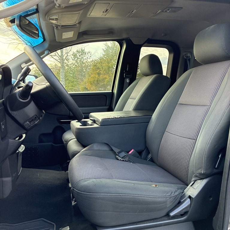 2008 Nissan Titan Image 5