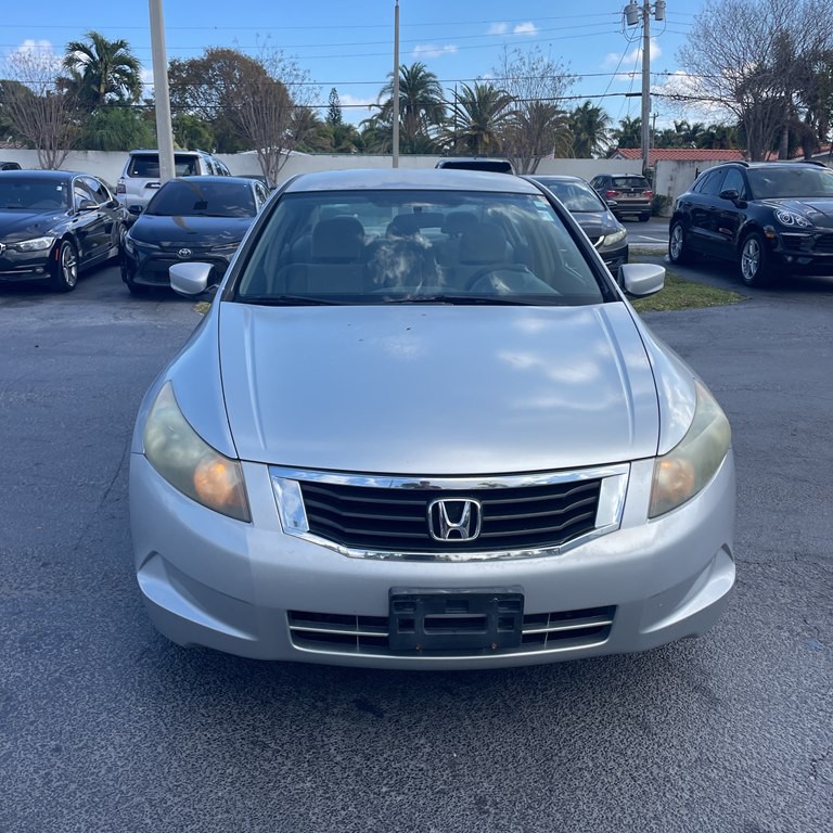 2009 Honda Accord Image 2