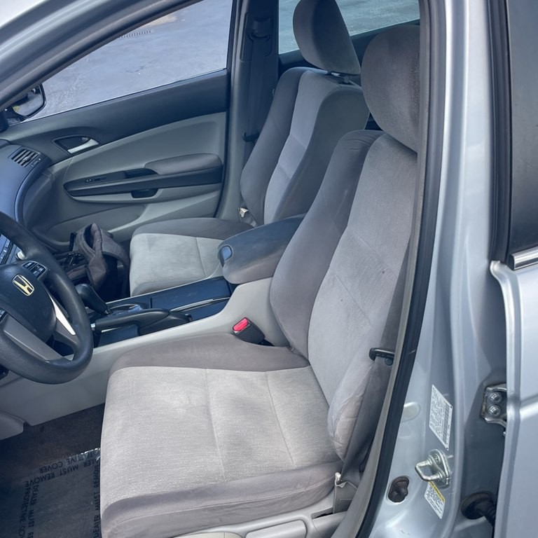 2009 Honda Accord Image 9