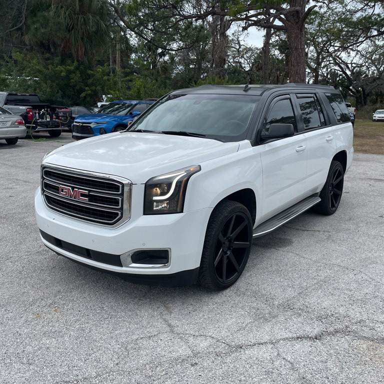 2015 GMC Yukon Image 2