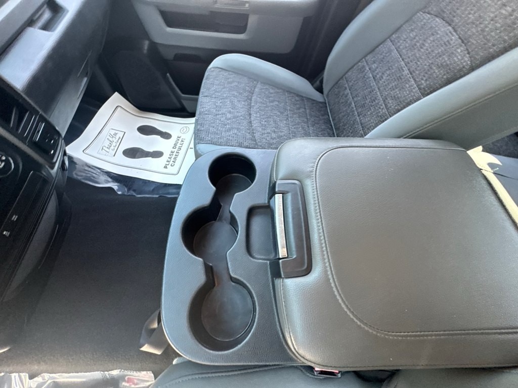 2015 RAM 1500 Image 2