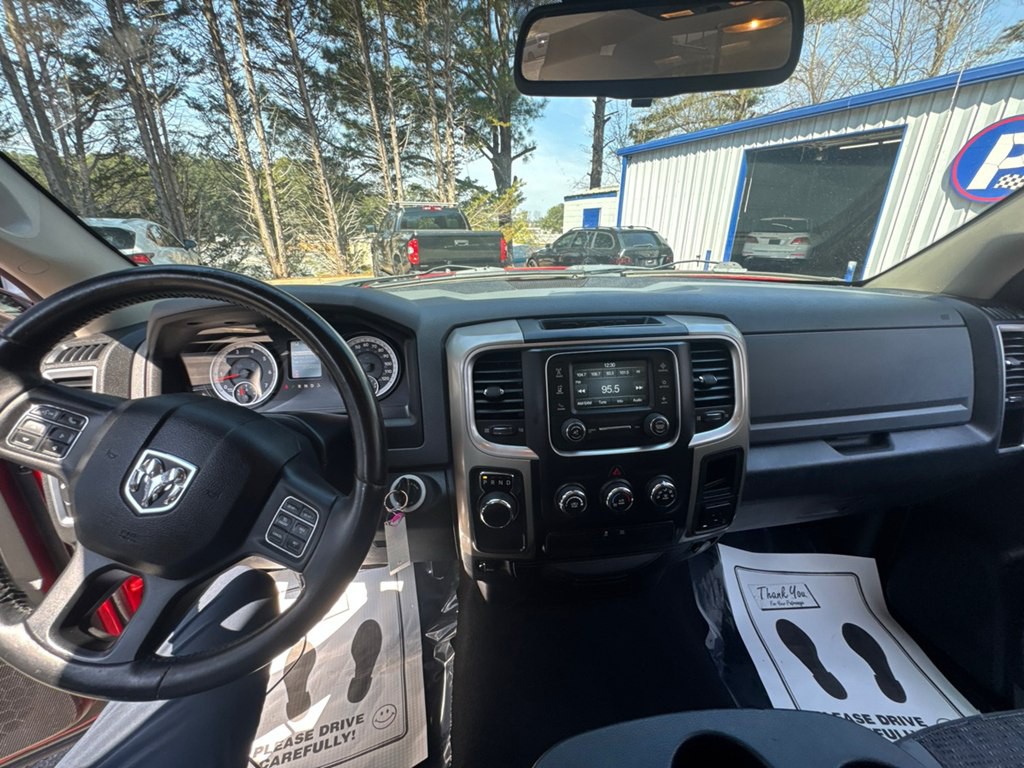 2015 RAM 1500 Image 4