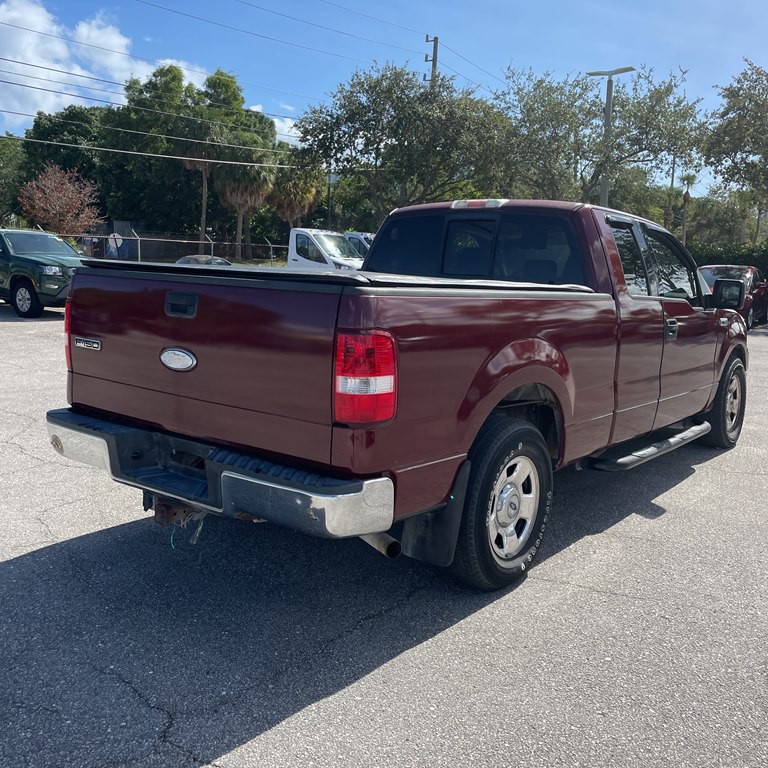 2004 Ford F-150 Image 2