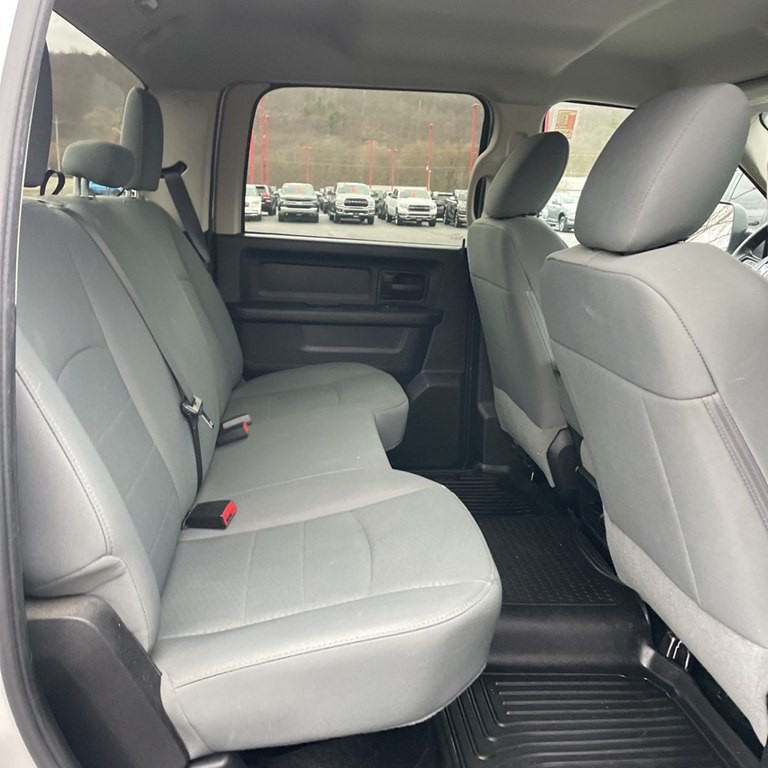 2016 RAM 1500 Image 16