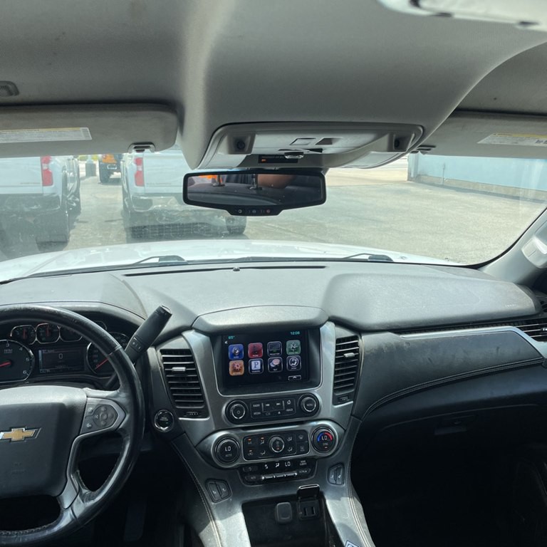 2016 Chevrolet Suburban Image 11