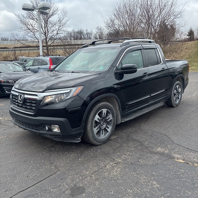 2017 Honda Ridgeline Image 1