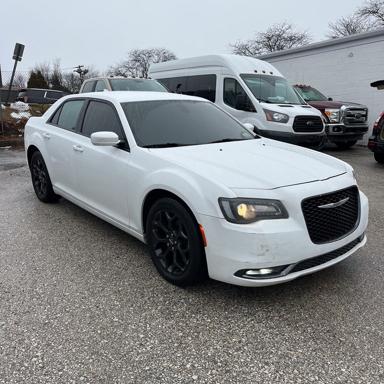 2019 Chrysler 300 Image 10