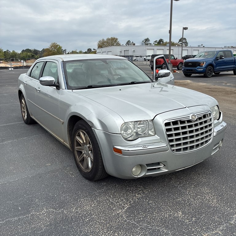 2006 Chrysler 300 Image 1