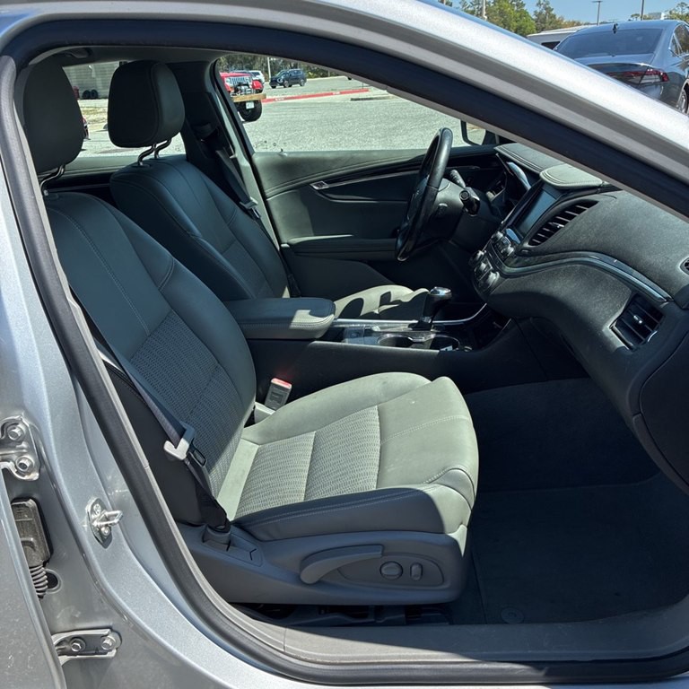 2019 Chevrolet Impala Image 4
