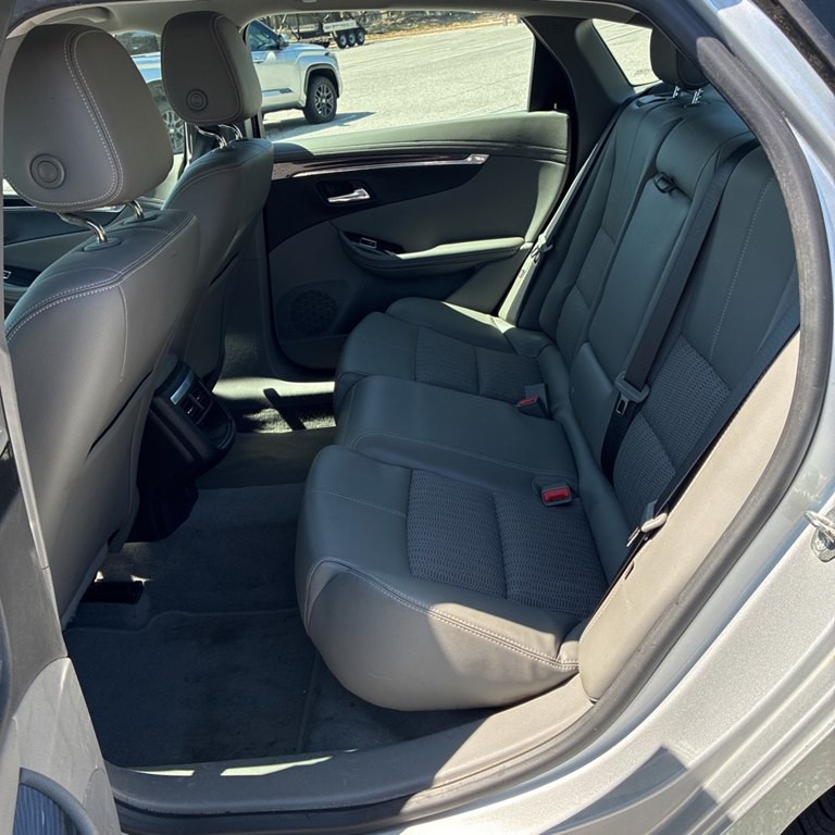 2019 Chevrolet Impala Image 11