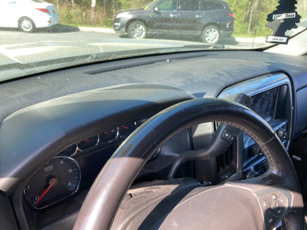 2017 Chevrolet Silverado 1500 Image 1