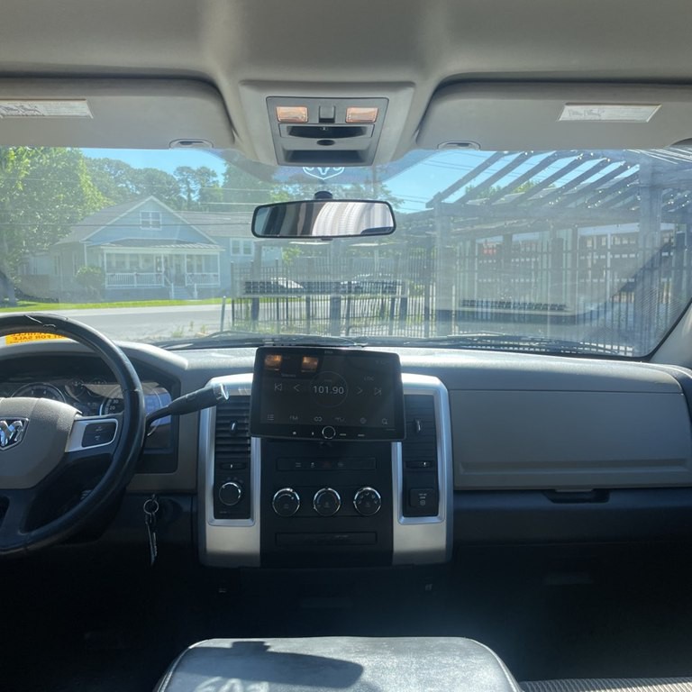 2011 RAM 1500 Image 12