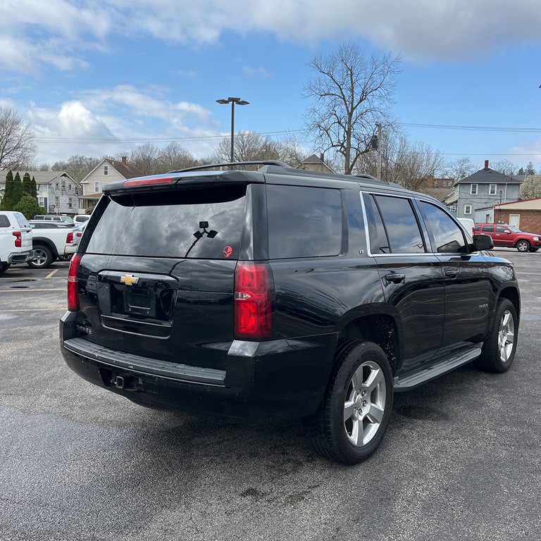 2015 Chevrolet Tahoe Image 2