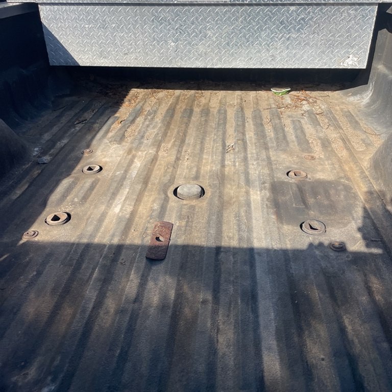 2012 Ford F-350 Image 2
