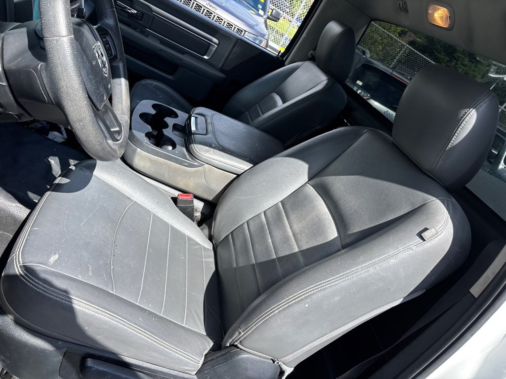 2019 RAM 1500 Image 3