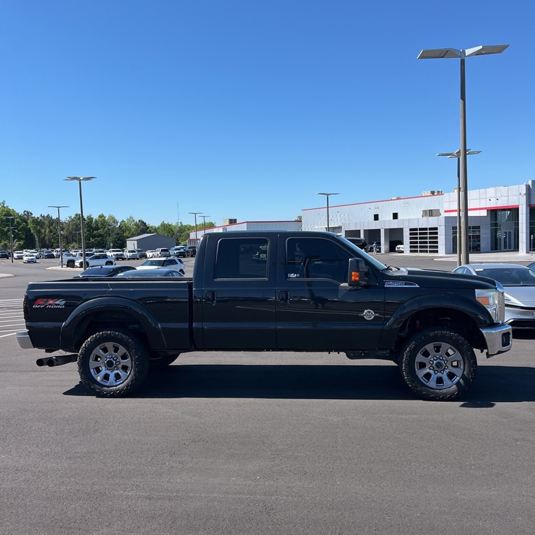 2015 Ford F-250 Image 1