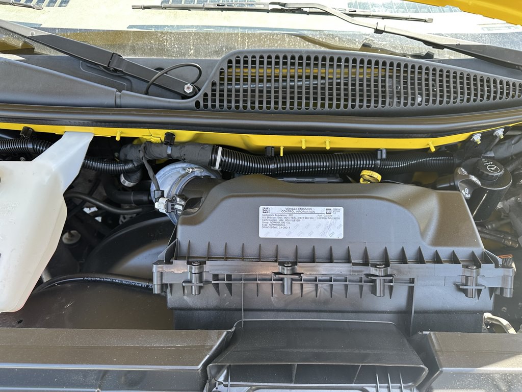 2022 Chevrolet Express Image 9