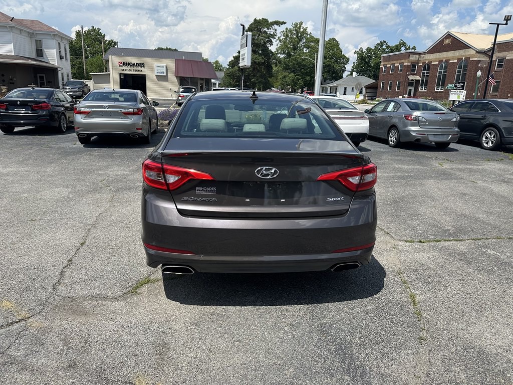 2016 Hyundai Sonata Image 4