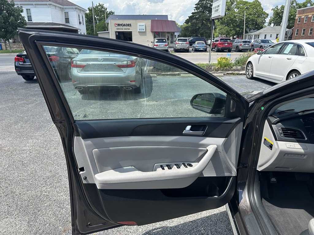 2016 Hyundai Sonata Image 13