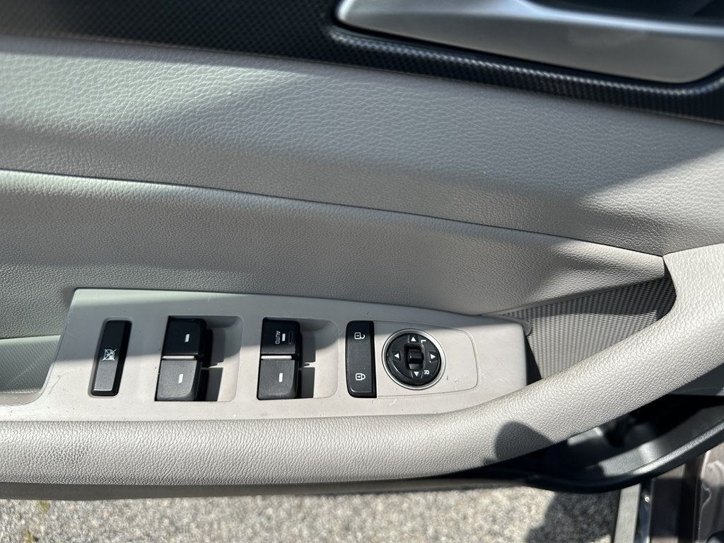 2016 Hyundai Sonata Image 14