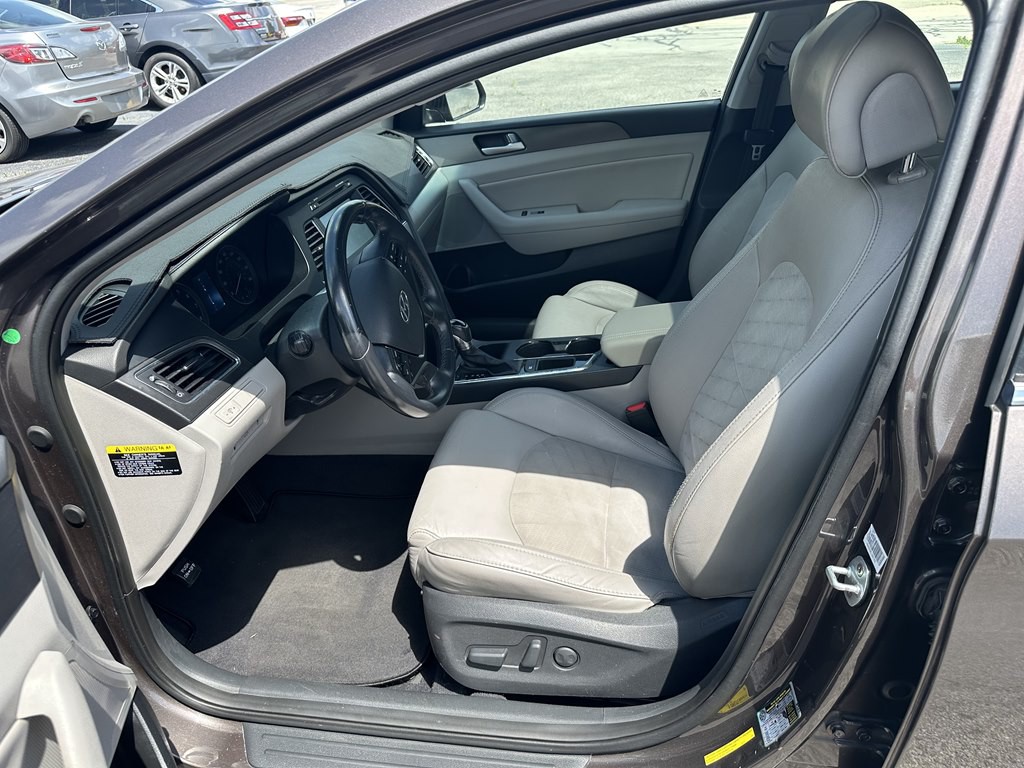 2016 Hyundai Sonata Image 15