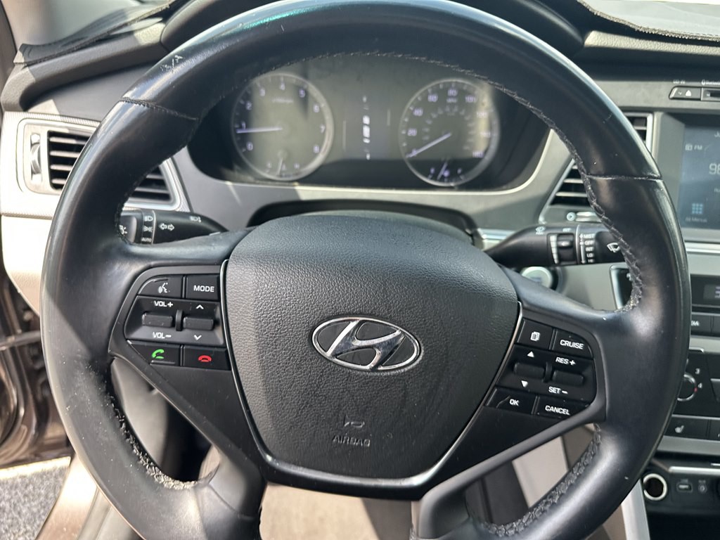 2016 Hyundai Sonata Image 21