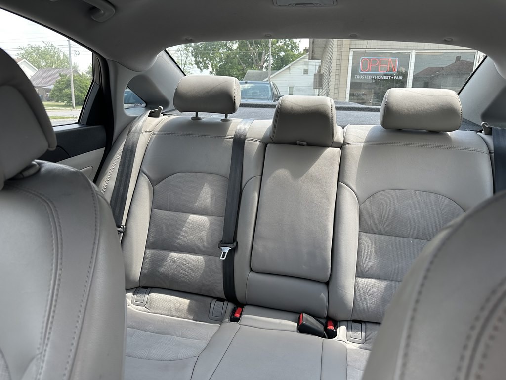 2016 Hyundai Sonata Image 25