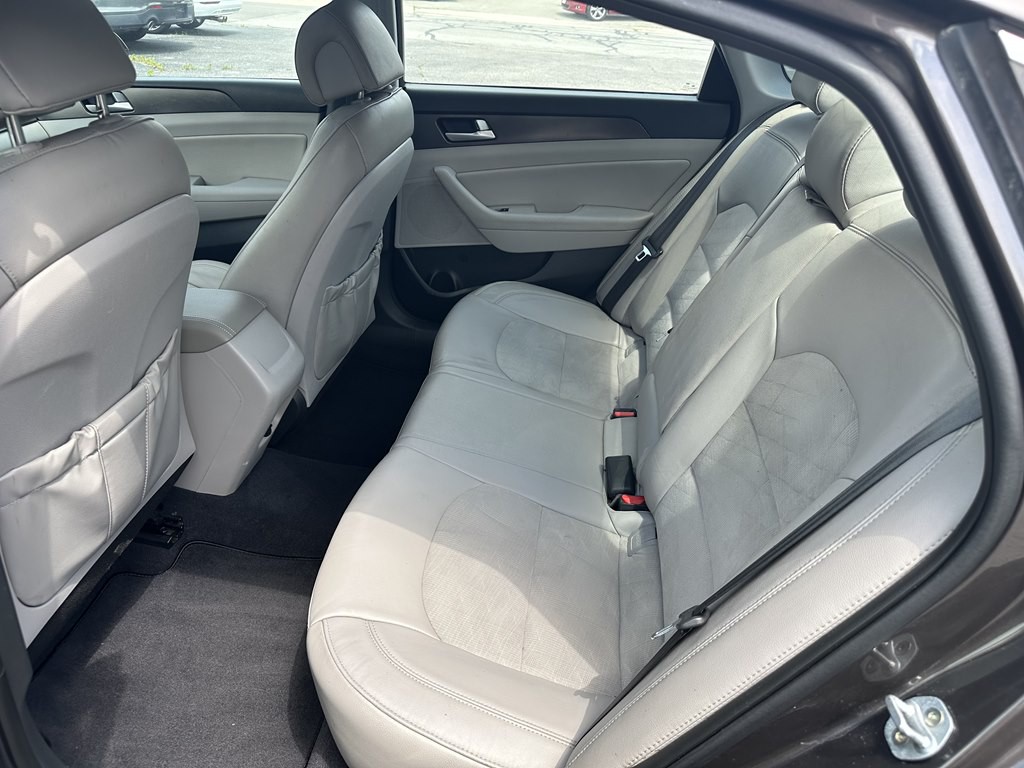 2016 Hyundai Sonata Image 28