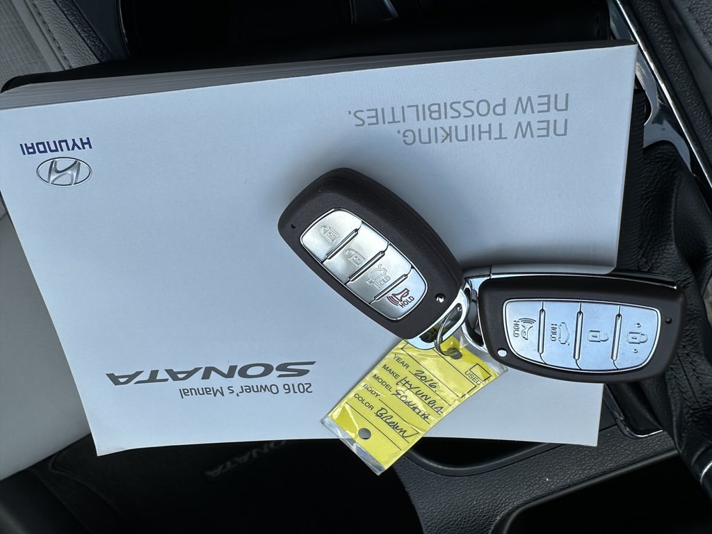 2016 Hyundai Sonata Image 31