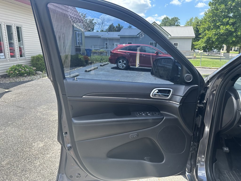 2018 Jeep Grand Cherokee Image 13