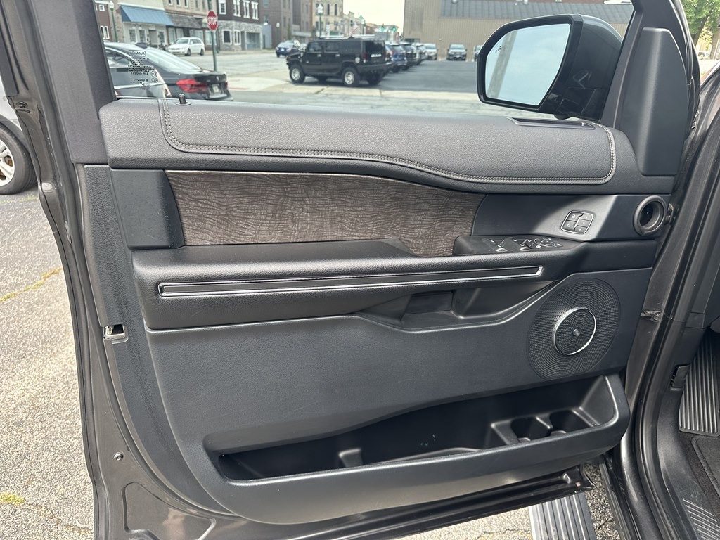 2020 Ford Expedition Image 14